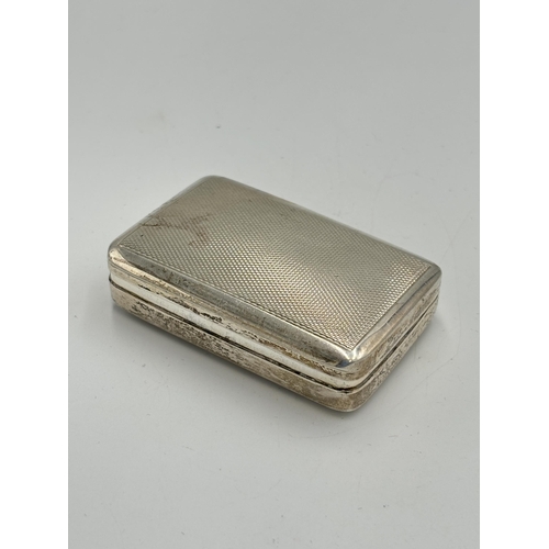 2143 - A W T Toghill & Co hallmarked Birmingham silver snuff box, dated 1955 - approx. gross weight 34.6g