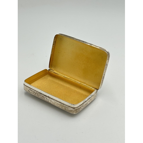 2143 - A W T Toghill & Co hallmarked Birmingham silver snuff box, dated 1955 - approx. gross weight 34.6g