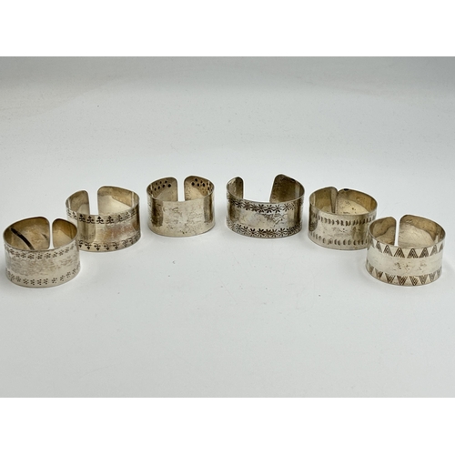 2149 - A set of six white metal napkin rings - approx. gross weight 142g