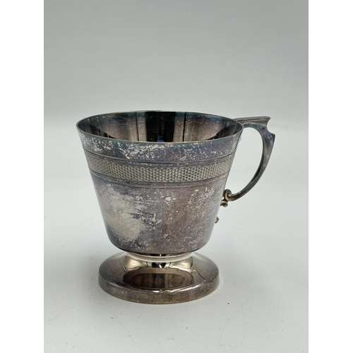 2152 - An Angora Silver Plate Co Ltd hallmarked Birmingham silver handled pedestal cup, dated 1965 - approx... 