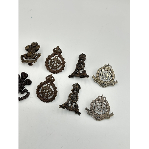 2266 - Ten military cap and collar badges