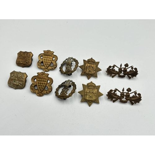 2268 - Ten military collar badges