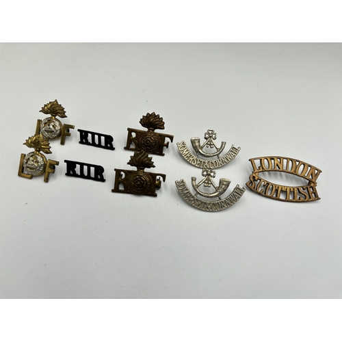 2278 - Nine military shoulder titles