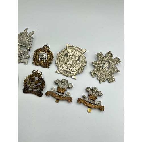 2288 - Ten military cap  badges