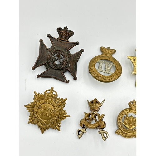 2298 - Ten military cap badges