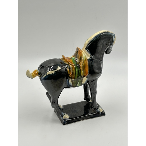 318 - A Chinese Tang style porcelain horse figurine - approx. 20cm high