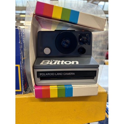 727 - A collection of boxed cameras to include Olympus AZ-330 Superzoom, Ricoh RZ-900 Date, Polaroid The B... 