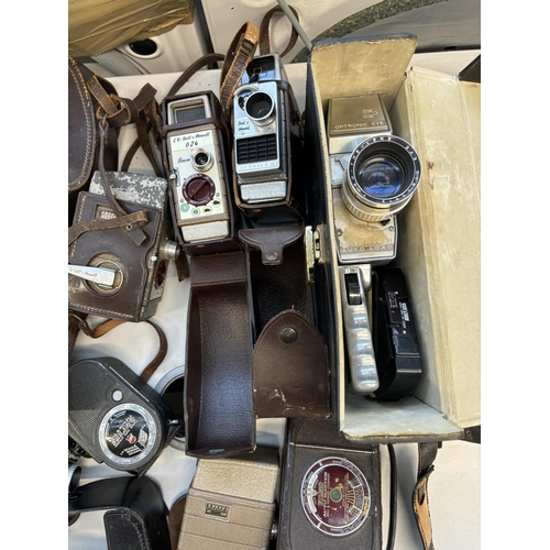 747 - A collection of Bell & Howell cine cameras to include Viceroy, Filmo, Filmo Master etc.