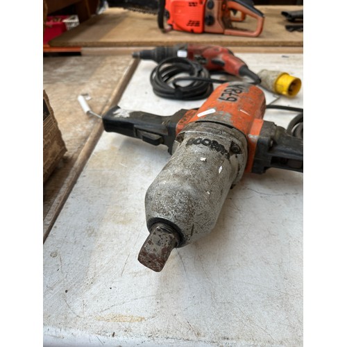 1055A - Two power tools, one Hilti HST487220 screw gun and one Fein impact wrench