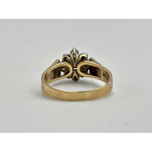 2133C - A hallmarked 9ct gold diamond and sapphire ring, size S½ - approx. gross weight 4.3g