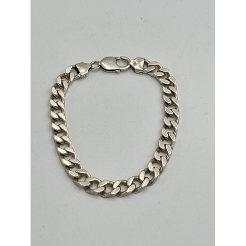 2134H - A silver bracelet - approx. gross weight 32.4g