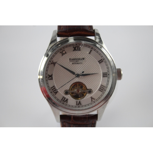 2135 - A boxed Earnshaw automatic men's wristwatch