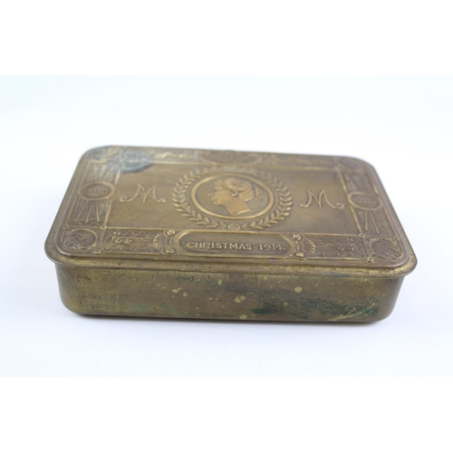 2272 - A WWI 1914 Princess Mary brass Christmas tin with Christmas card and envelope