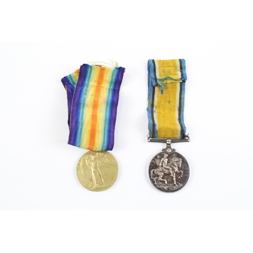 2274 - A WWI medal pair presented to 39017 Pte. E.E. Cloke Devon R.