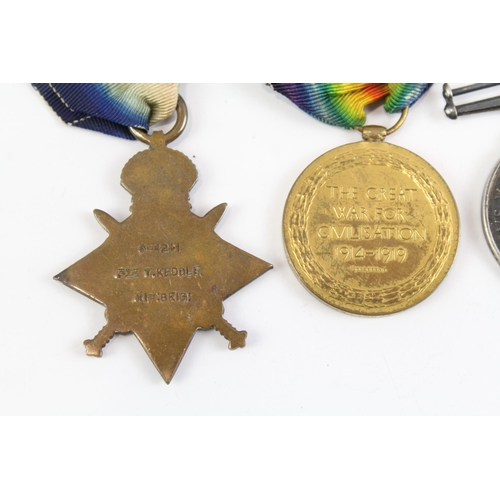 2287 - A WWI 1914-15 Star medal trio presented to S-4241 Pte. T. Keddle Rifle Brigade