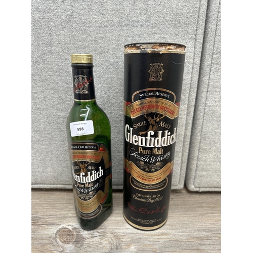 598 - A boxed 70cl bottle of William Grant & Sons Glenfiddich Special Old Reserve pure single malt Scotch ... 