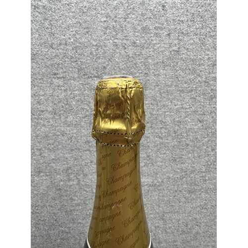 606J - Two 75cl bottles of Roland Bauchet Sélection brut Champagne sparkling wine - bottled at 12% vol.