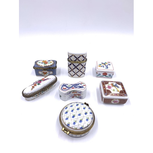 366 - Seven Del Prado hand finished fine porcelain pill boxes