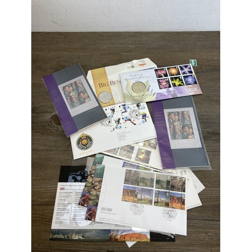 531 - A collection of British stamps and first day covers to include Trafalgar, London 2012 Olympic games,... 