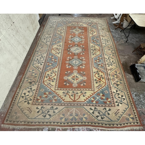 7 - A Turkish machine woven rug - approx. 400cm x 280cm