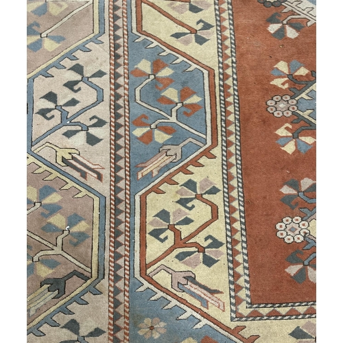 7 - A Turkish machine woven rug - approx. 400cm x 280cm