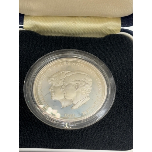 2356 - A boxed Royal Mint 1981 H.R.H. The Prince of Wales and Lady Diana Spencer commemorative silver crown