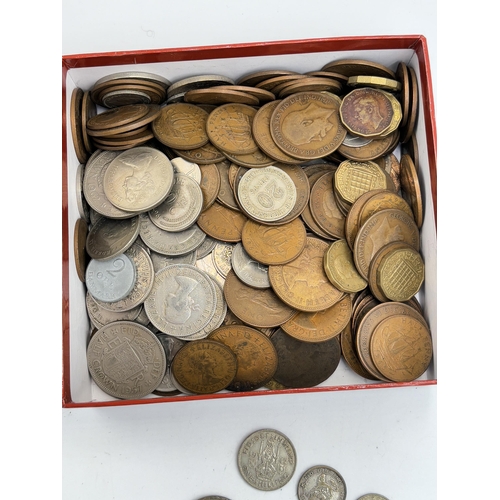 2374 - A collection of world coins with 50% silver examples to include Australia 1946, 1952 and 1963 florin... 