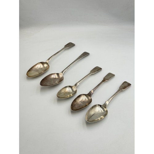 2254A - Five Georgian hallmarked London silver table spoons - approx. gross weight 258g