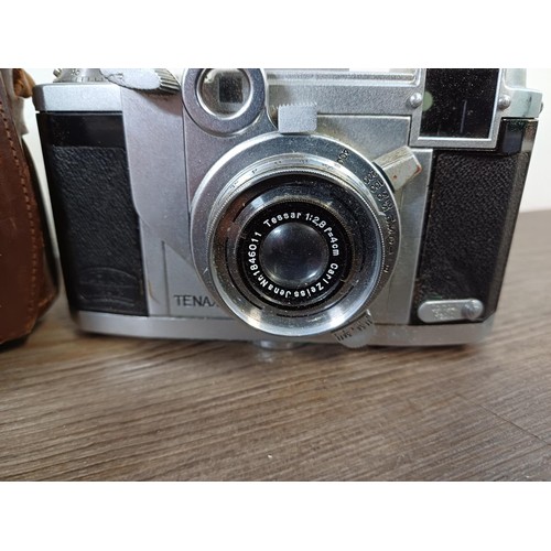 573 - A cased 1938 Zeiss Ikon Tenax II 24x24 35mm rangefinder camera fitted with Tessar 1:2.8 f=4cm lens a... 