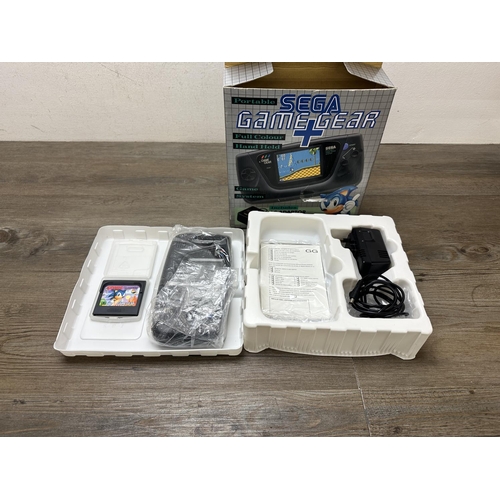 581 - A boxed SEGA Game Gear portable console