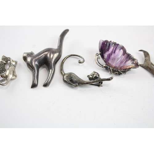 2081 - Five sterling silver animal brooches to include amethyst, marcasite etc. - approx. gross weight 37g