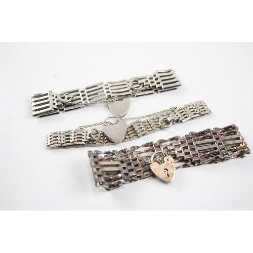 2089 - Three sterling silver gate bracelets with heart padlock clasps - approx. gross weight 52g