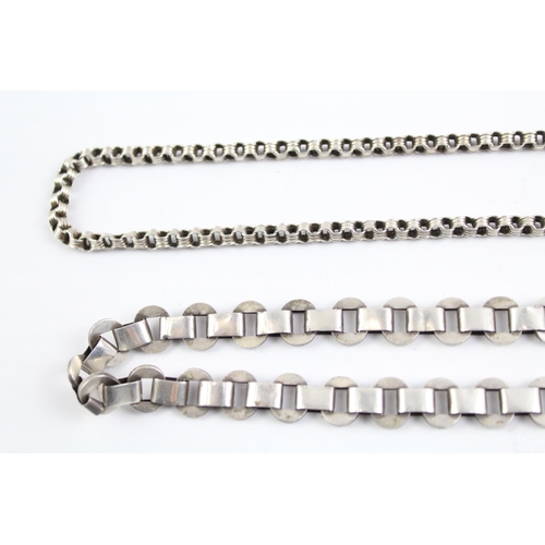 2096 - Two sterling silver chain necklaces to include Victorian book chain etc. - approx. gross weight 44g