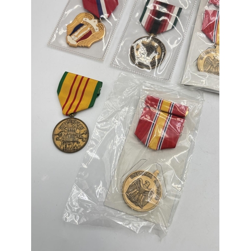 2490 - Ten United States of America medals to include WWI Victory, WWI New York Mount Vernon Service, Human... 