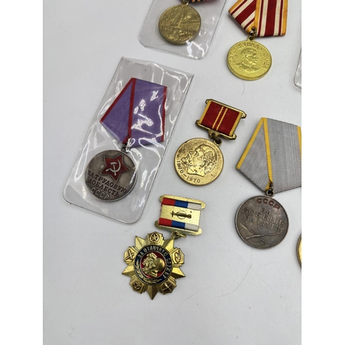 2501 - Ten USSR medals