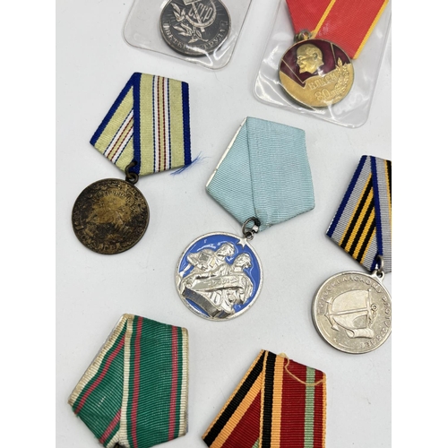 2502 - Ten USSR medals