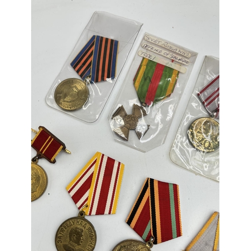 2503 - Ten USSR medals