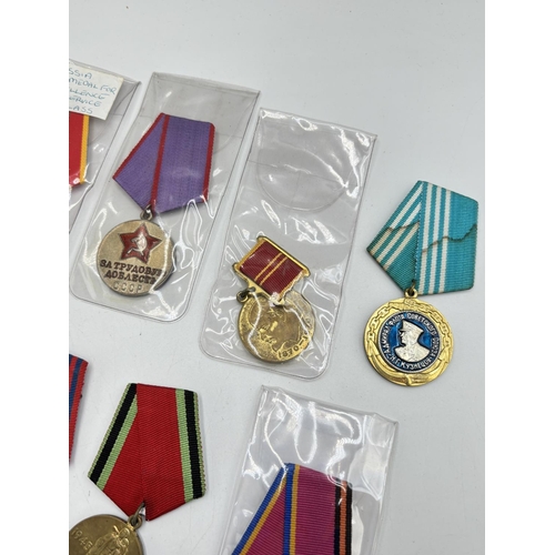 2504 - Ten USSR medals