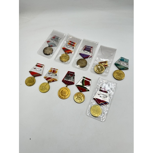 2504 - Ten USSR medals