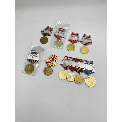 2505 - Ten USSR medals