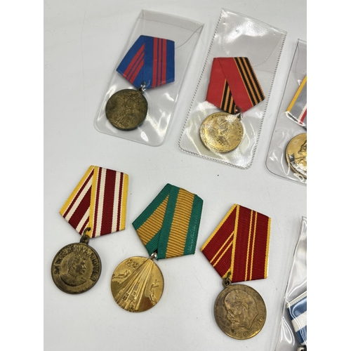 2508 - Ten USSR medals