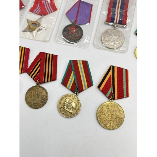 2511 - Ten USSR medals