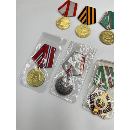 2512 - Ten USSR medals