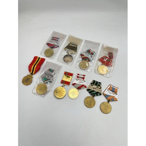 2513 - Ten USSR medals