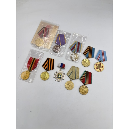 2518 - Ten USSR medals