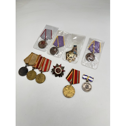 2519 - Ten USSR medals