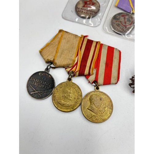 2519 - Ten USSR medals