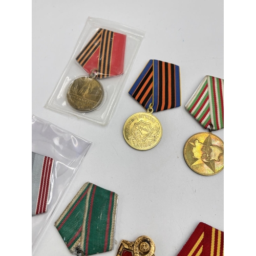 2521 - Ten USSR medals