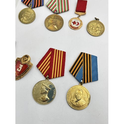 2521 - Ten USSR medals