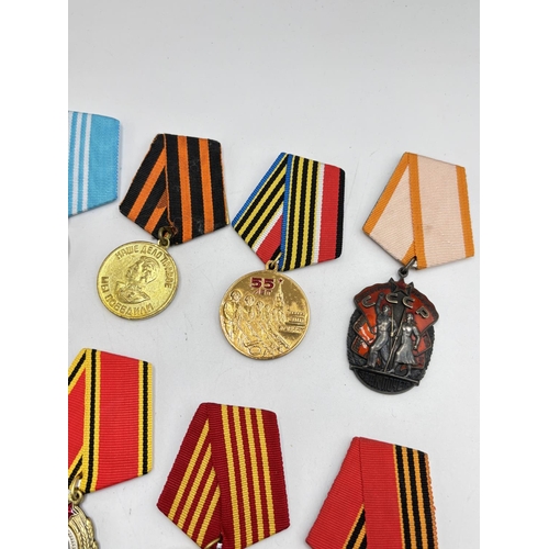 2522 - Ten USSR medals